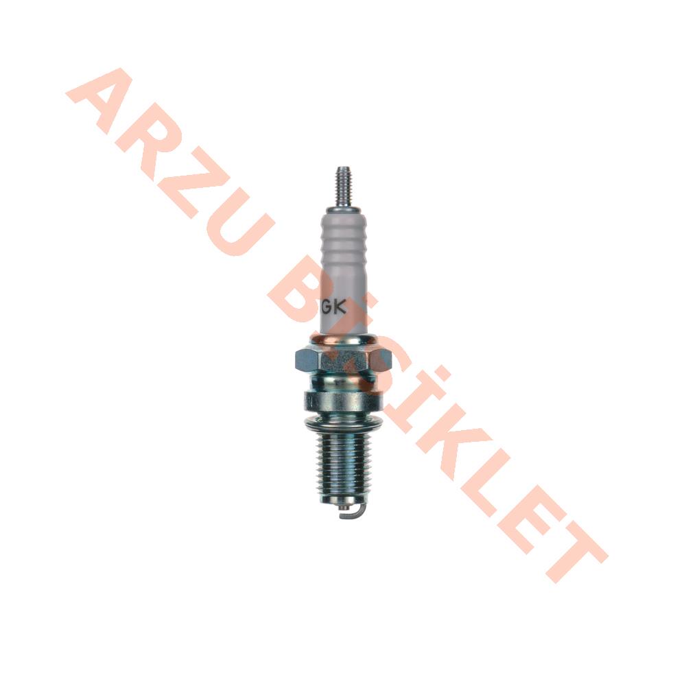 BUJİ   D8EA NGK  JAPAN